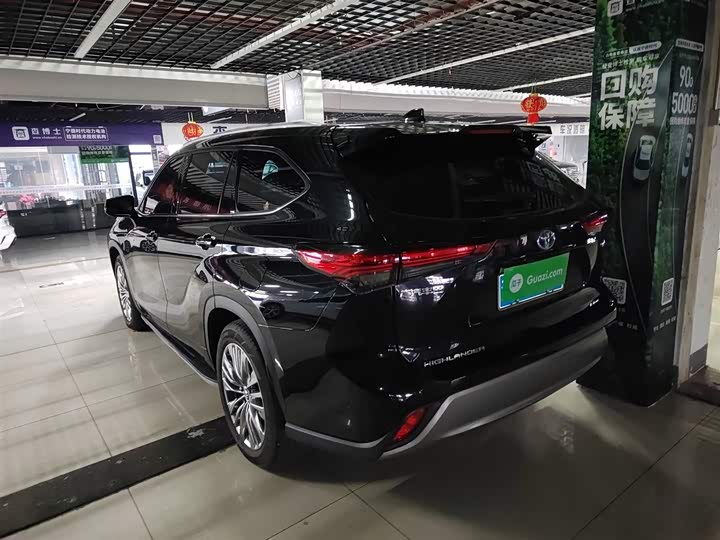 Фото 5 - Toyota Highlander