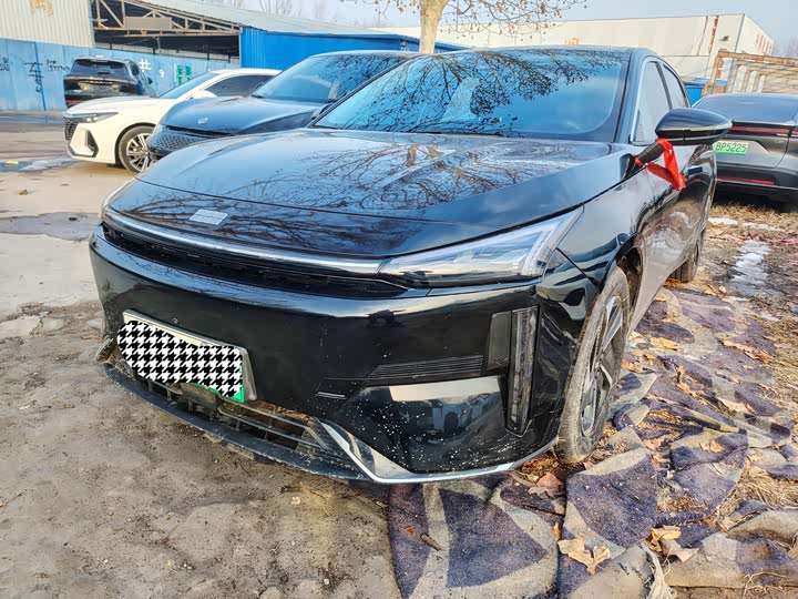 Фото 1 - Geely Galaxy L6