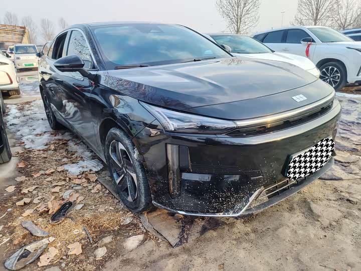 Фото 3 - Geely Galaxy L6