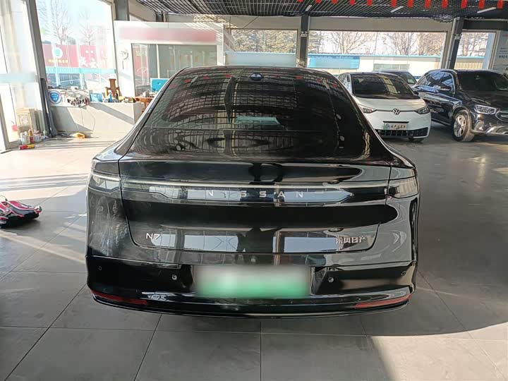 Фото 6 - Nissan N7