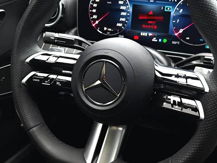 Фото 8 - Mercedes-Benz C-Class