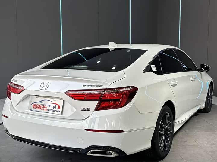 Фото 6 - Honda Inspire