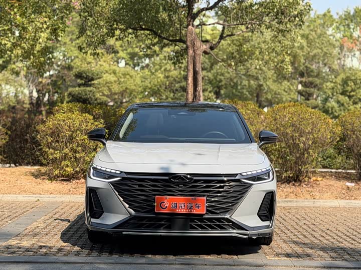 Фото 2 - Chery Arrizo 8