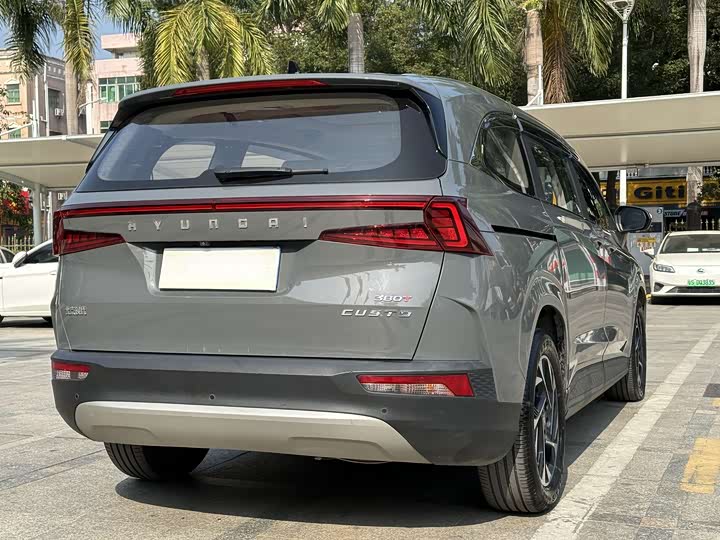 Фото 6 - Hyundai Custo