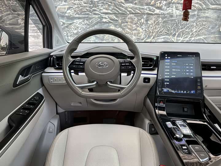 Фото 8 - Hyundai Custo