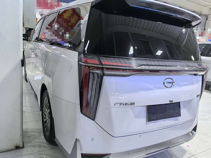 Фото 4 - GAC Trumpchi M8