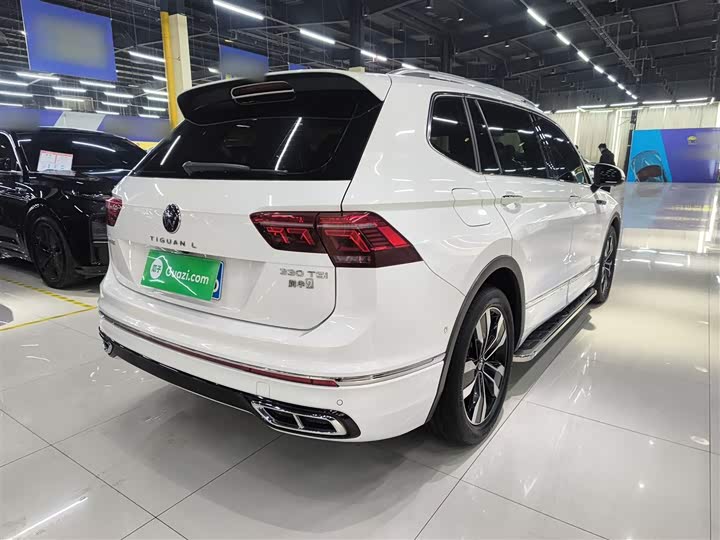 Фото 7 - Volkswagen Tiguan L Pro