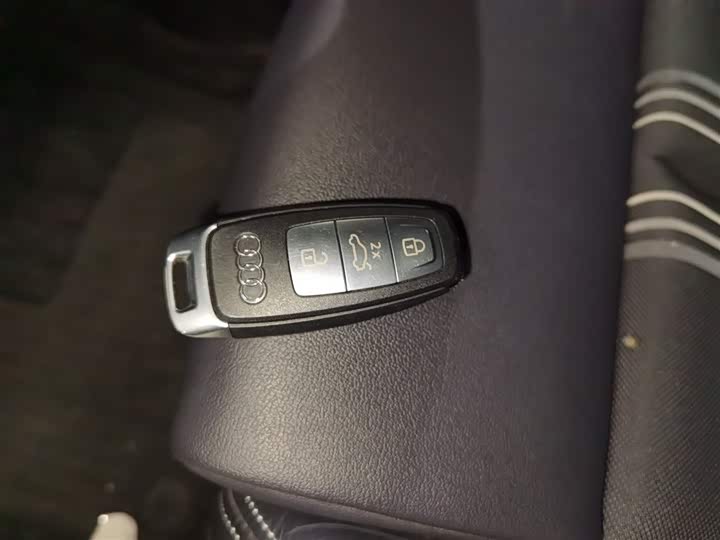 Фото 9 - Audi A3