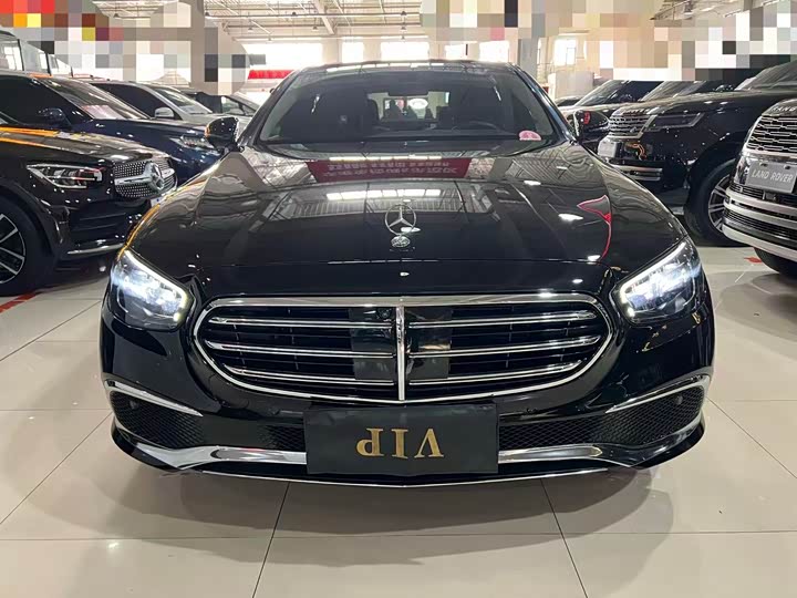 Фото 2 - Mercedes-Benz E-Class