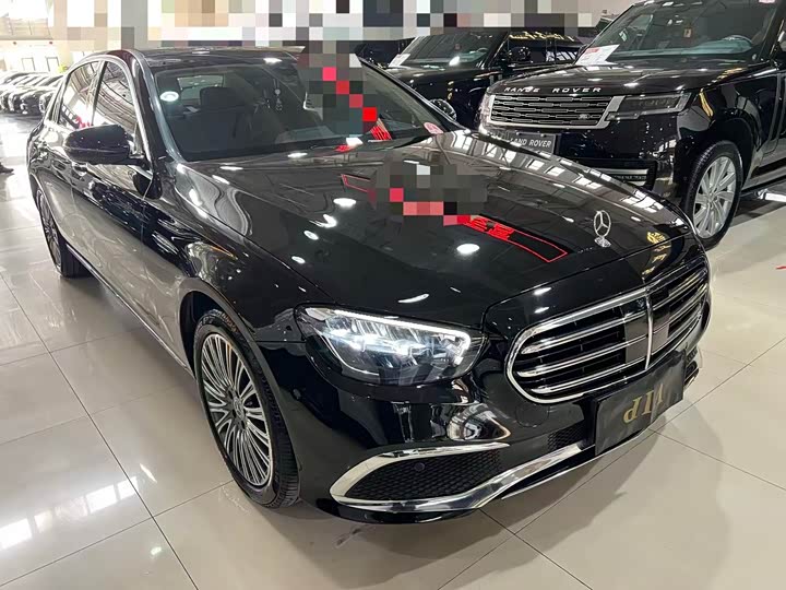 Фото 3 - Mercedes-Benz E-Class