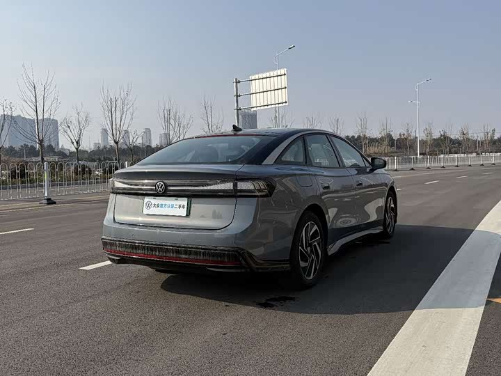 Фото 8 - Volkswagen ID.7 Vizzion