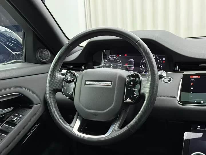 Фото 8 - Land Rover Range Rover Evoque L