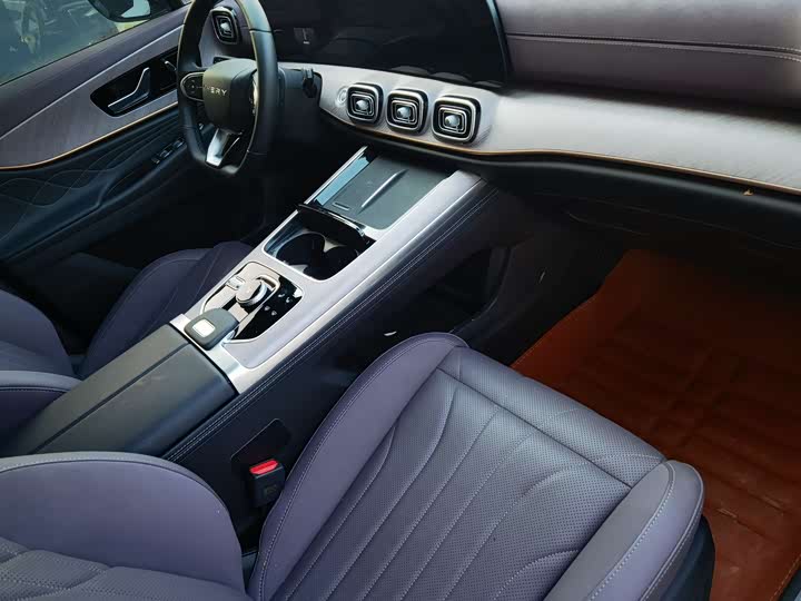 Фото 4 - Chery Tiggo 9