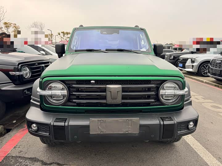 Фото 2 - Tank 300