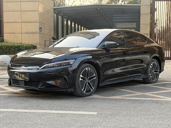 Фото 1 - BYD Han