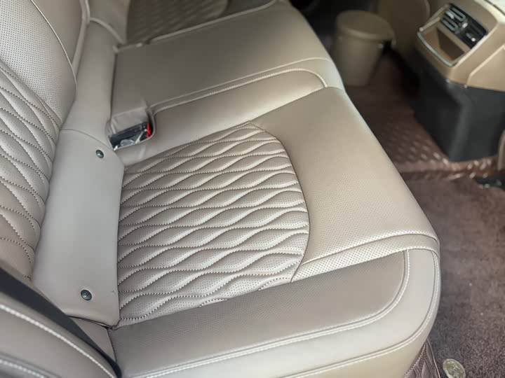 Фото 9 - BYD Han