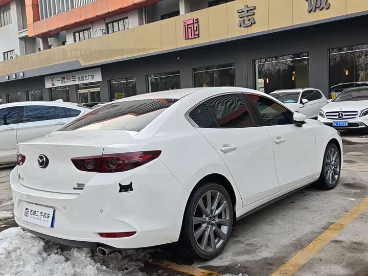 Фото 5 - Mazda 3 (Axela)