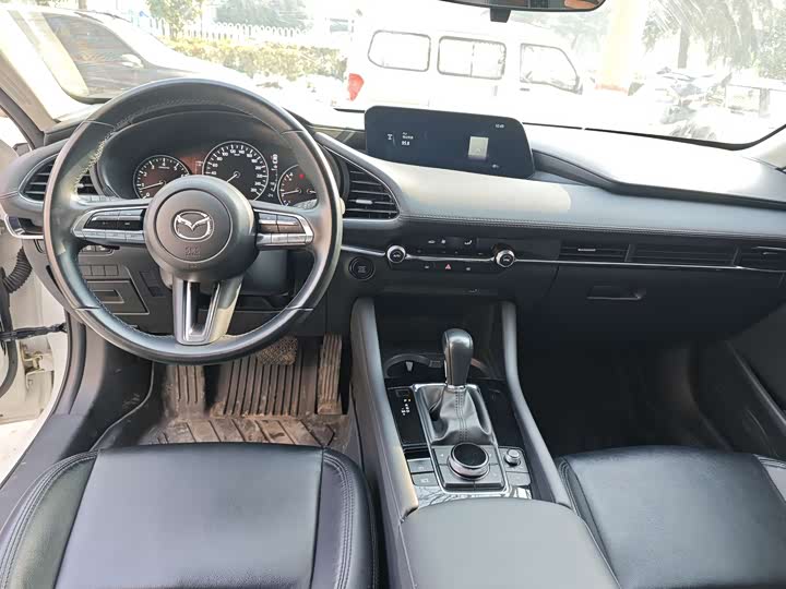 Фото 9 - Mazda 3 (Axela)