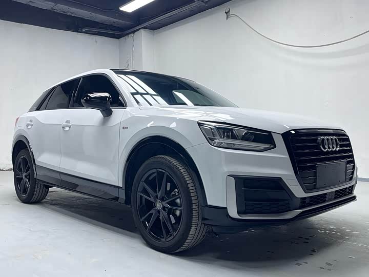 Фото 4 - Audi Q2L