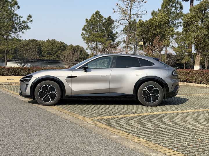 Фото 3 - Xiaomi YU7