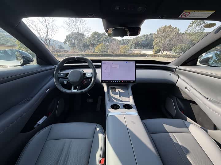 Фото 8 - Xiaomi YU7