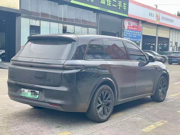 Фото 2 - LiXiang L8