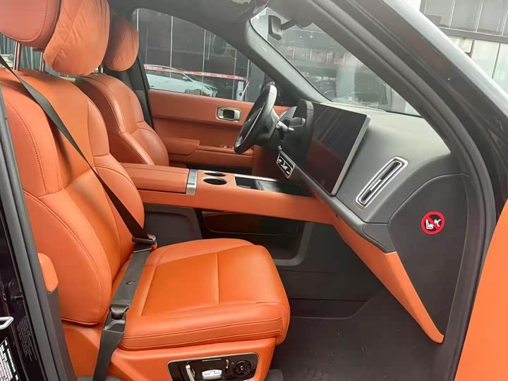 Фото 4 - LiXiang L8