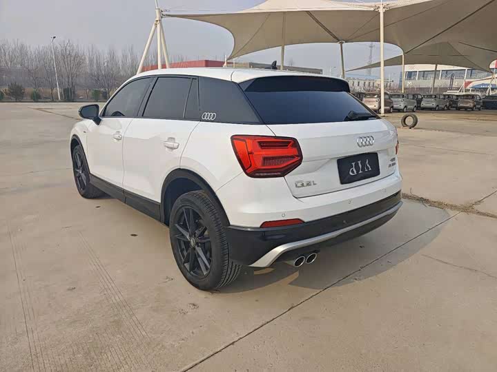 Фото 7 - Audi Q2L