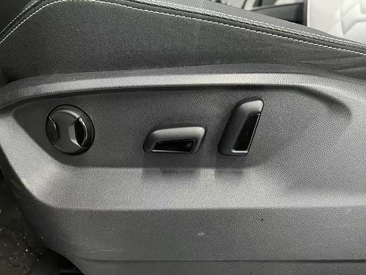 Фото 6 - Volkswagen Tayron