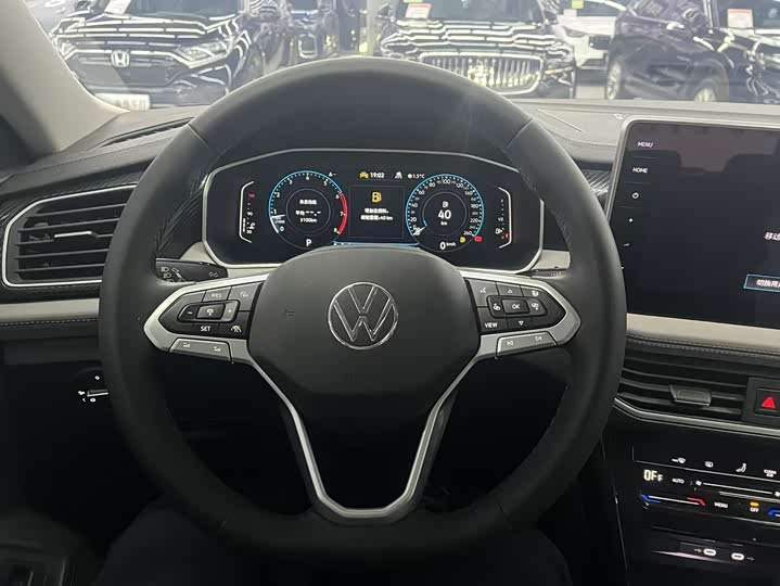 Фото 8 - Volkswagen Tayron