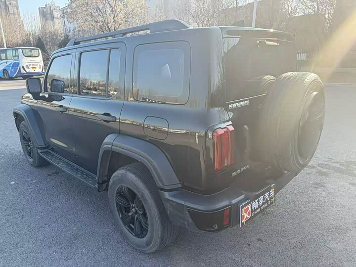 Фото 7 - Tank 300