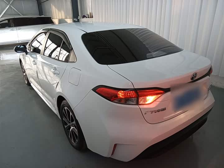 Фото 5 - Toyota Levin