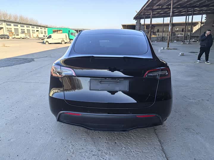 Фото 5 - Tesla Model Y