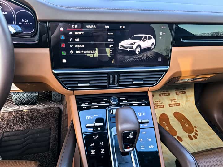 Фото 5 - Porsche Cayenne