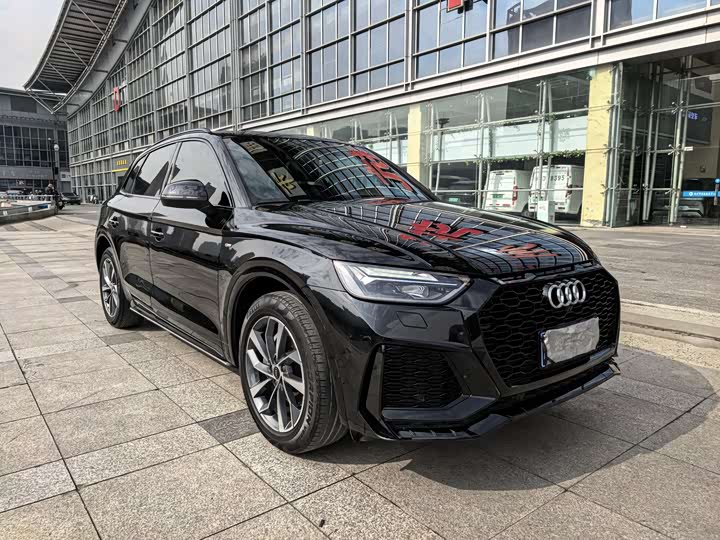 Фото 3 - Audi Q5L