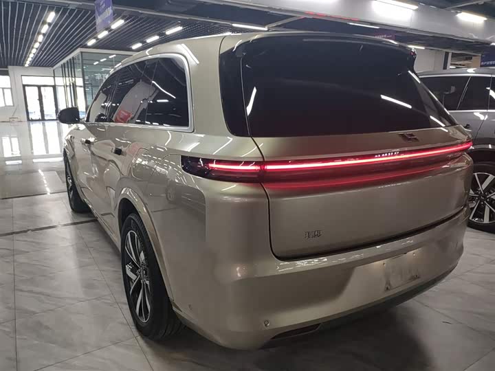 Фото 5 - LiXiang L8