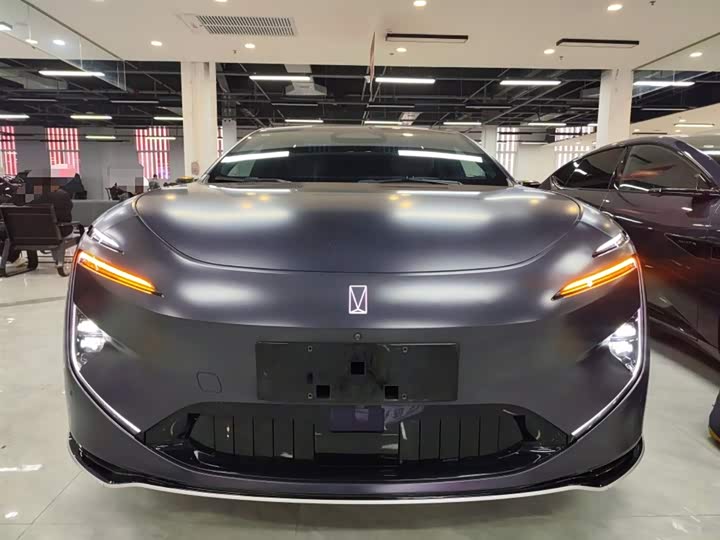 Фото 3 - Avatr 12