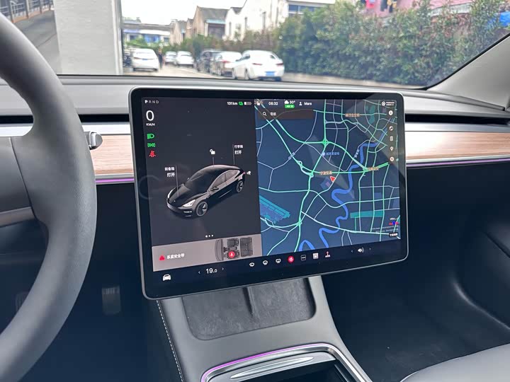 Фото 7 - Tesla Model 3