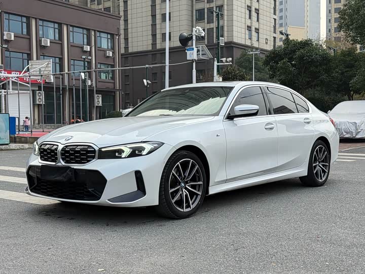 Фото 1 - BMW 3 Series