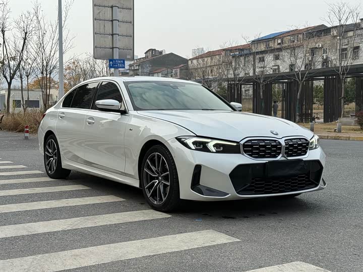 Фото 3 - BMW 3 Series