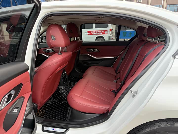 Фото 6 - BMW 3 Series