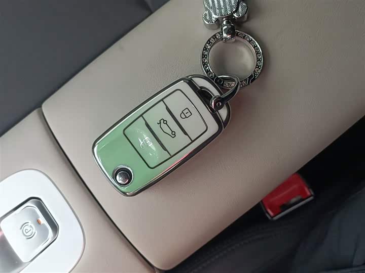 Фото 9 - Changan Qiyuan (Nevo) Lumin