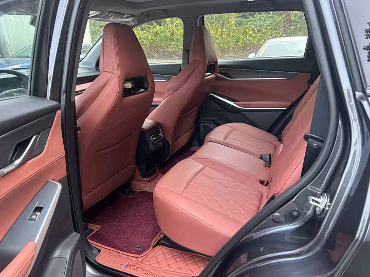 Фото 5 - Changan CS75 Plus