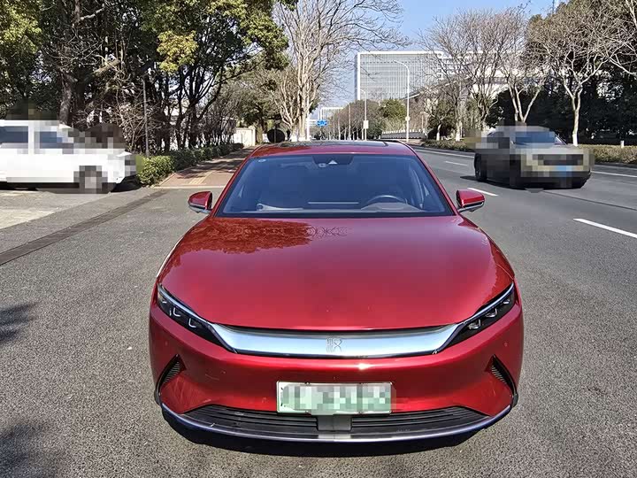 Фото 2 - BYD Han