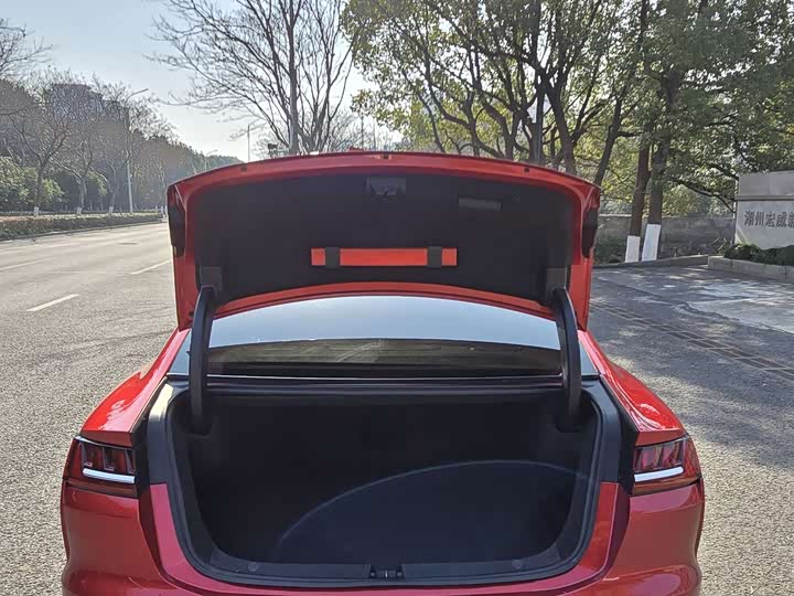 Фото 7 - BYD Han