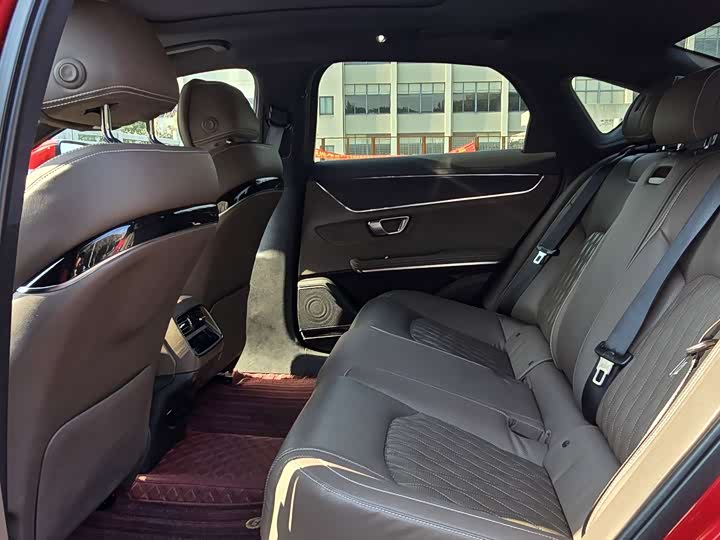 Фото 9 - BYD Han