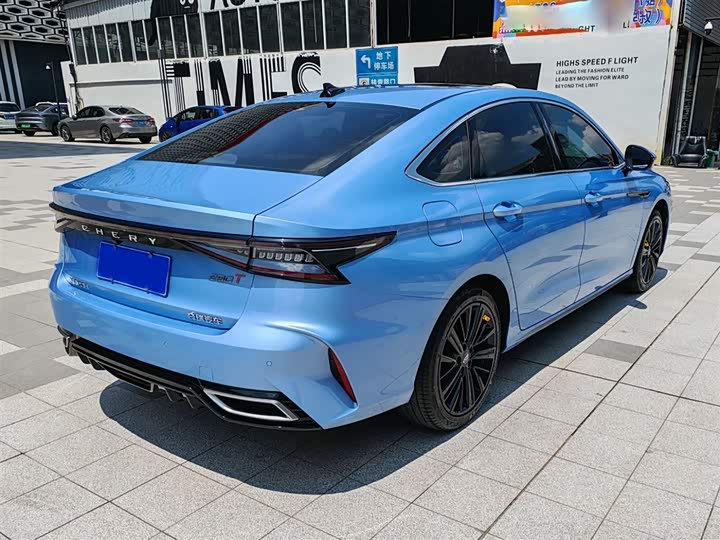 Фото 7 - Chery Arrizo 8