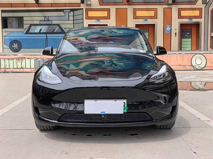 Фото 2 - Tesla Model Y