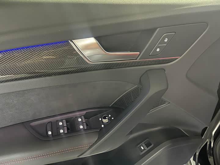 Фото 7 - Audi SQ5