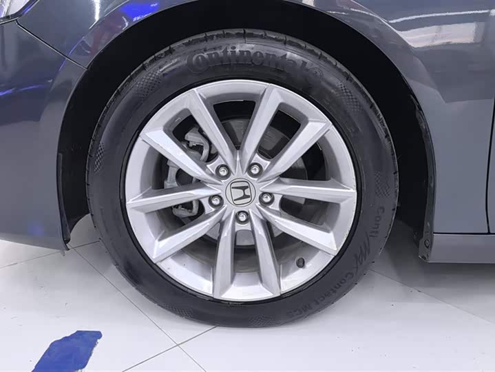 Фото 6 - Honda Accord